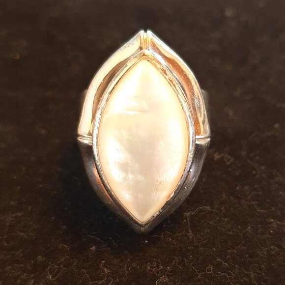Huge Oval Mother of Pearl Stone 925 Sterling Silver Statement Ring - Picture 1 of 10